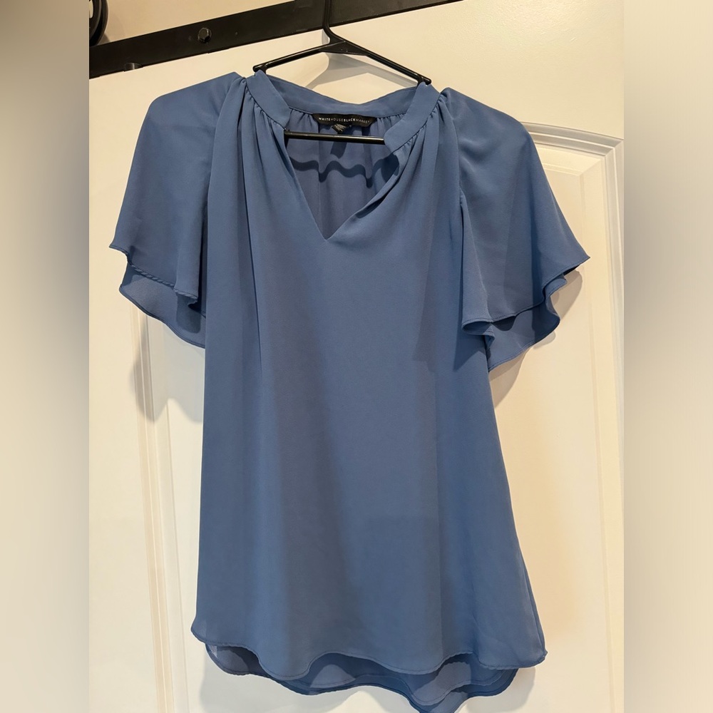 White House Black Market Light Blue Short Sleeve Blouse - Size 2